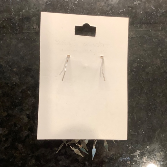 Beaded Pierced Handcrafted Earrings - Picture 4 of 4